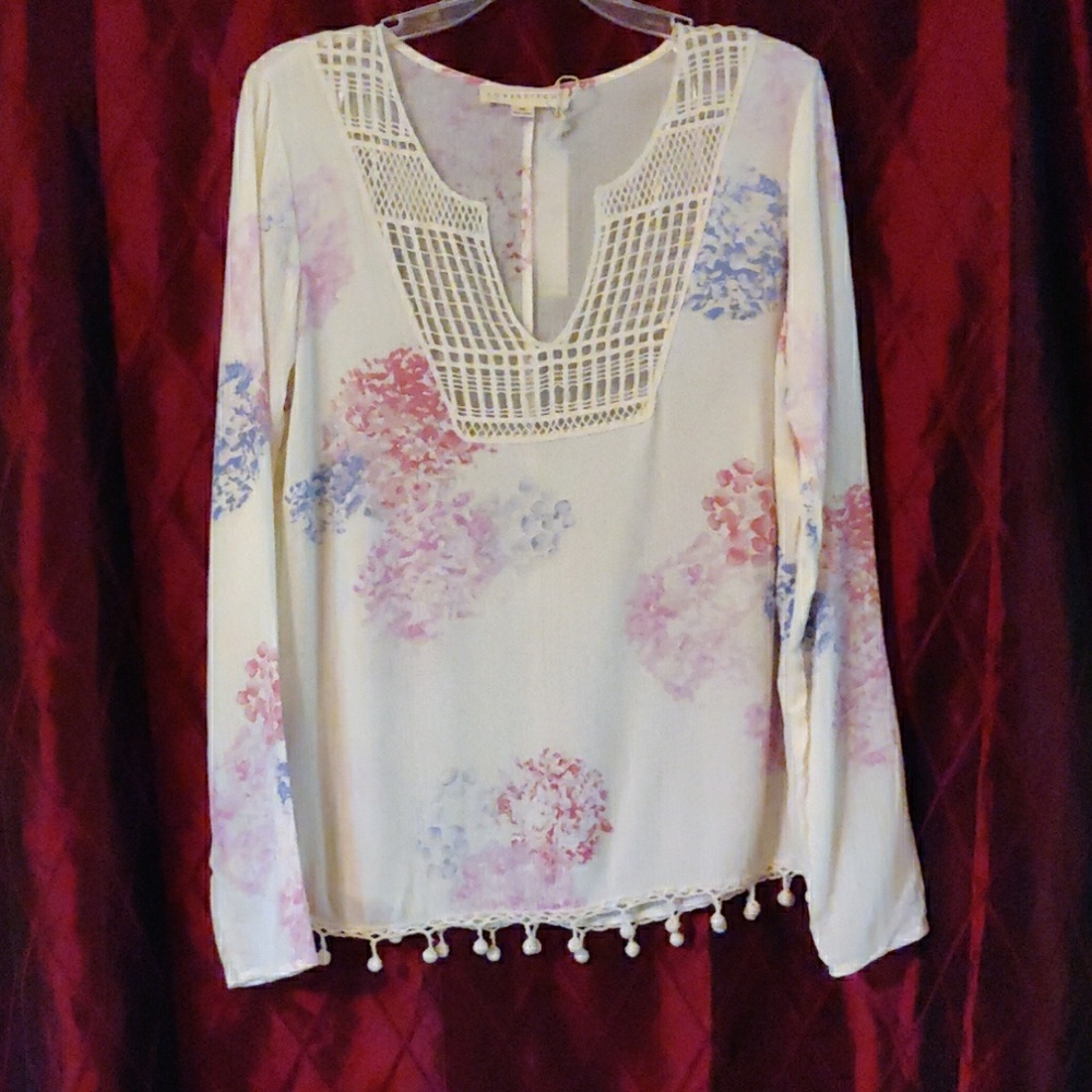 NWT Love Stitch Printed Crochet Inset Blouse M